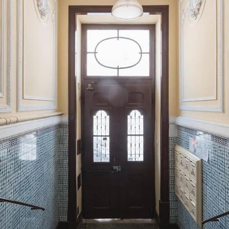 Sunny Terrace Apt, Close To Downtown! 2 Bedroom Flat Lisboa Exteriör bild