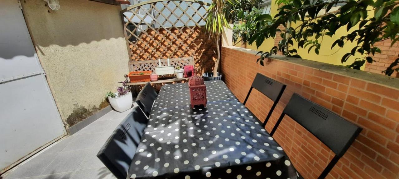Sunny Terrace Apt, Close To Downtown! 2 Bedroom Flat Lisboa Exteriör bild