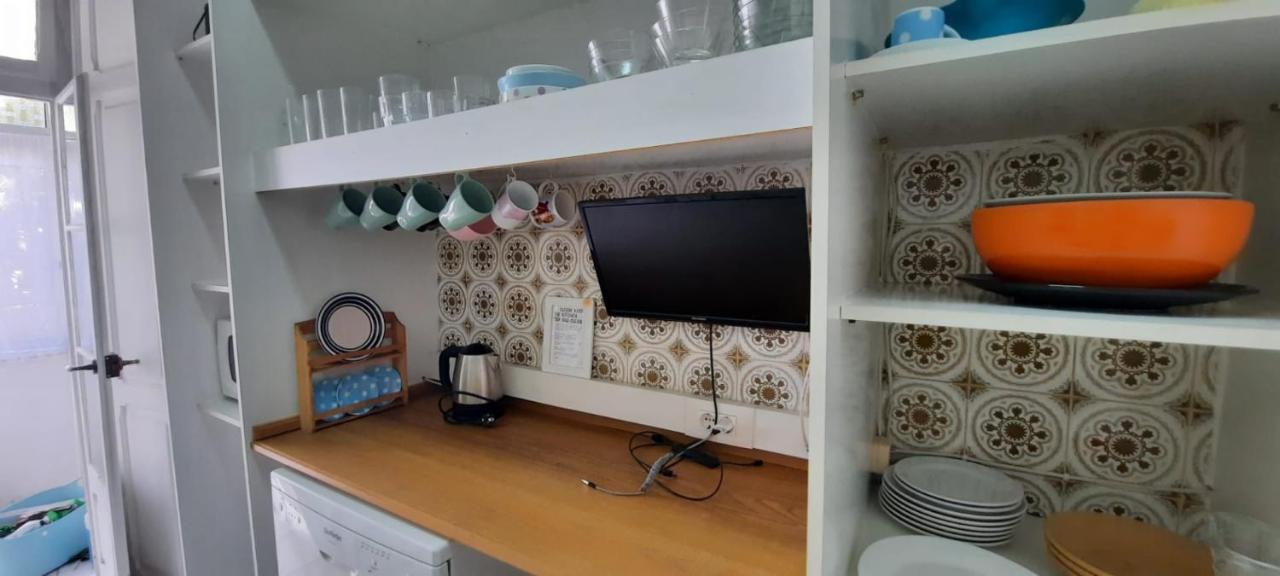 Sunny Terrace Apt, Close To Downtown! 2 Bedroom Flat Lisboa Exteriör bild