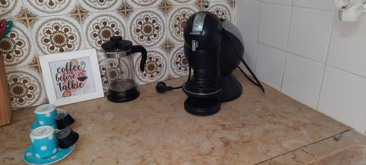Sunny Terrace Apt, Close To Downtown! 2 Bedroom Flat Lisboa Exteriör bild