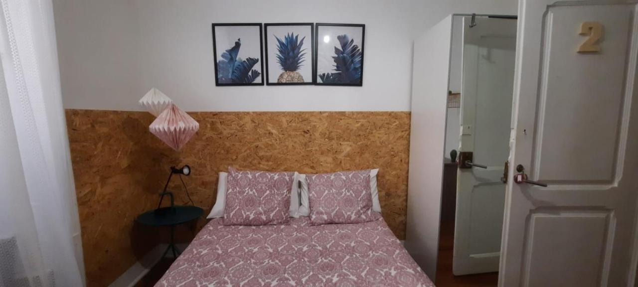 Sunny Terrace Apt, Close To Downtown! 2 Bedroom Flat Lisboa Exteriör bild