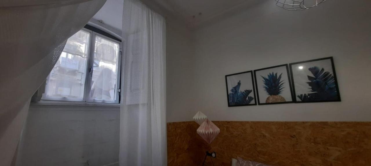 Sunny Terrace Apt, Close To Downtown! 2 Bedroom Flat Lisboa Exteriör bild